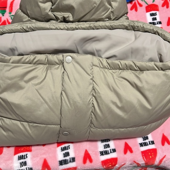 NWT Lululemon Wunder Puff Super Cropped Vest - Picture 3 of 5